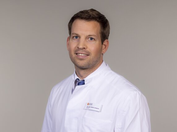 Dr. Stefan Lemperle